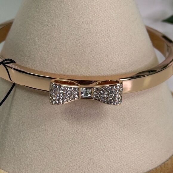 NWT Kate Spade “Ready Set Bow” Rose Gold Bow Clasp Bracelet - Picture 3 of 5